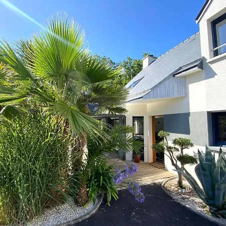 Villa Val De Rance By Locntour Villa