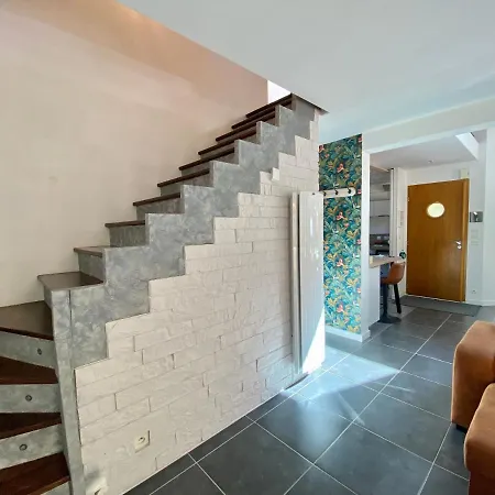Villa Villa Val De Rance By Locntour Taden